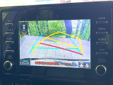 【バックカメラ】駐車時に後方がリアルタイム映像で確認できます。大型商業施設や立体駐車場での駐車時や、夜間のバック時に大活躍!運転スキルに関わらず、今や必須となった装備のひとつです!