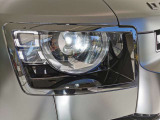 【プレミアムLEDヘッドライトシグネチャーDRL】デイタイムラーニングライト機能付きのLEDヘッドライトですデイライトにより昼間の視認性も上がりもらい事故などの減少につながります。