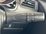 【オートライト(AUTO)】外の明るさをシステムが感知して、自動でヘッドライトが点灯します!ヘッドライトをつけ忘れを防ぐ便利機能です。