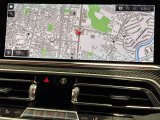 iDriveHDDナビゲーションになります。操作はコントローラーとタッチパネルにて操作いただけます。