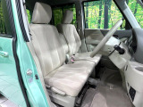 運転席シート廻りは使用感も少なく、良好な状態となっています。丁寧に使われていたことがよくわかりますね。
