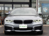 BMW在庫保有台数常時100台以上!ご来店の際はBMW本店(厚木市下荻野140-1)にご来店ください!弊社自慢の全天候型ショールーム!BMW在庫保有台数常時100台以上ございます!