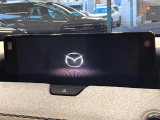 【メーカー純正ナビ】インテリアに溶け込むスタイリッシュな「専用設計」メーカーナビを装備♪視認性や操作性など基本性能にも優れ、より上質なカーライフをお楽しみいただけます。