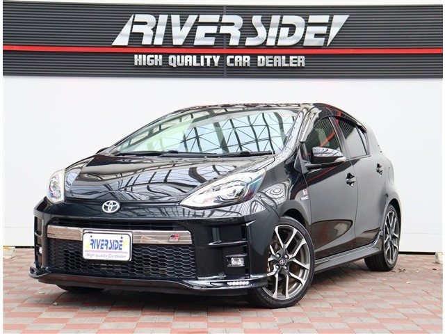 アクア 1.5 G GRスポーツ・17インチパッケージ 純正メモリーナビフルセグバックカメラ（DAA-NHP10）