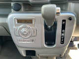 気になる車はすぐにお問い合わせください!画面右側の0066から始まる無料ダイヤルからお問い合わせ下さい!専門スタッフがお車のご質問にお答えいたします!