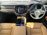 V60 ウルトラ T6  AWD プラグインハイブリッド 4WD 