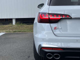 LEDテールライト&シーケンシャルウインカー 装備
