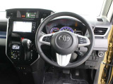 運転席廻りです。