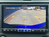 バックカメラも装備しております。車庫入れの苦手なお客様、もうご心配いりません。バックカメラがあれば、ぶつける心配無し?!重宝してくれると思いますよ^^