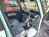 【届出済未使用車とは】自動車の分類では「新車」「中古車」この2種類しかありません。走行距離が100km未満かつ初度登録または初度届出された車両を「届出済未使用車」と呼んでいます。