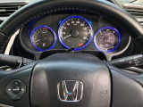 バックカメラも装備しております。車庫入れの苦手なお客様も安心!重宝してくれます!