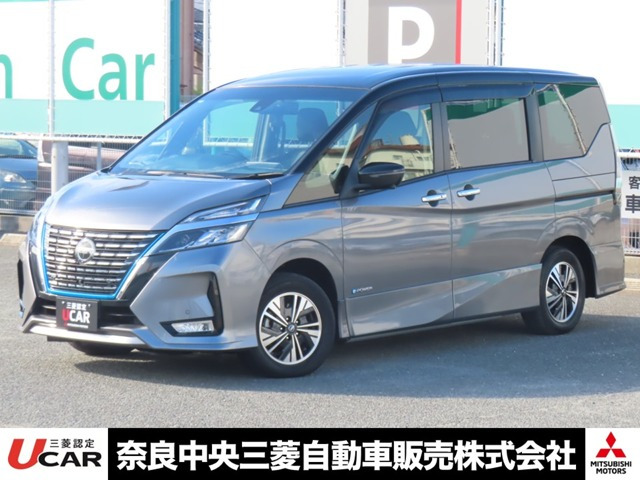 セレナ 1.2 e-POWER ハイウェイスター V ステップタイプ 