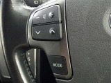 ステアリングスイッチ装備!運転しながら手元でオーディオの操作などができます。