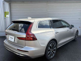 V60 ウルトラ B4 