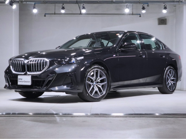 BMW 5シリーズセダン