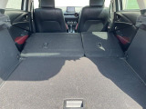 積み下ろしのしやすいデッキにはたっぷりと荷物を積み込んでいただけます。遊びから仕事まで、様々なシーンで頼れます♪