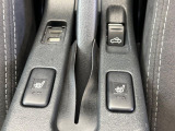 【シートヒーター】運転席/助手席共にシートヒーターを装備。季節を問わず快適にドライブできます。