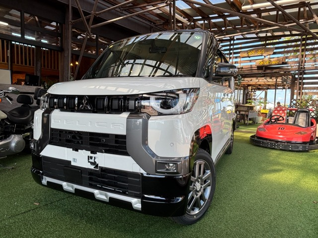 デリカミニ T プレミアム 4WD