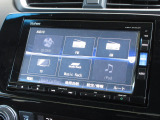 ナビゲーションはギャザズメモリーナビ(VRU-215CVi)を装着しております。AM、FM、CD、DVD再生、Bluetooth、音楽録音再生、フルセグTVがご使用いただけます。
