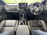 トライトン 2.4 GSR ディーゼル 4WD 