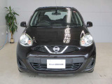 日産らしさを引き立てるVモーショングリル。