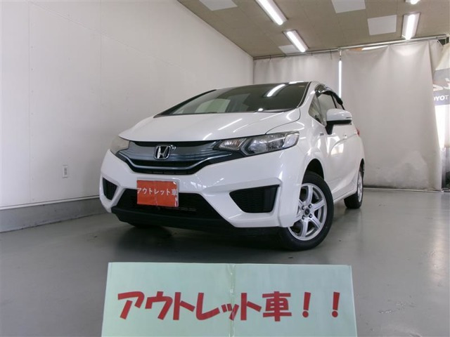 フィット 1.5 ハイブリッド Fパッケージ