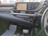 当社は法定費用と車両外諸費用を含んだ総額表示点です。ヤフ-の中古車サイトをご覧の方は(メ-ル見積もり・在庫を確認する)のボタンを押して総額表示の金額を確認して下さい。総額には(車検)整備代税金含みます