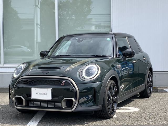 ミニクーパー S レゾリュート エディション DCT