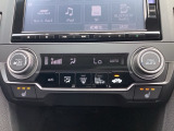 ☆オートエアコン☆オートエアコンですのでお好みの温度を設定して頂くだけで風量や風向を車が自動で調節してくれますよ(*^_^*)
