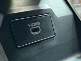 HDMIの差し込み口です。スマートフォンの画面をナビ画面に表示されます。