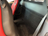 シート後部にはお手荷物も載せることができます。