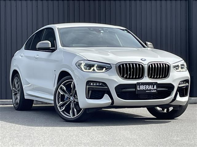 X4M40i 4WD本革シート