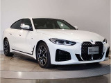BMW認定中古車は第三者品質評価制度も採用しております。AIS方式による車両品質評価制度も導入し公平な車両コンデション評価を行うことにより車両品質の透明性を高めると同時に更なる信頼と安心をお届けします