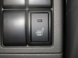 運転席シートヒーター付き♪キンキンに寒い真冬でも体を暖めてくれるので、快適にすごせます!