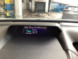 納車前に、当店サービス工場にて法定点検を実施して納車いたします。もちろん点検料を別途頂く事はありません。