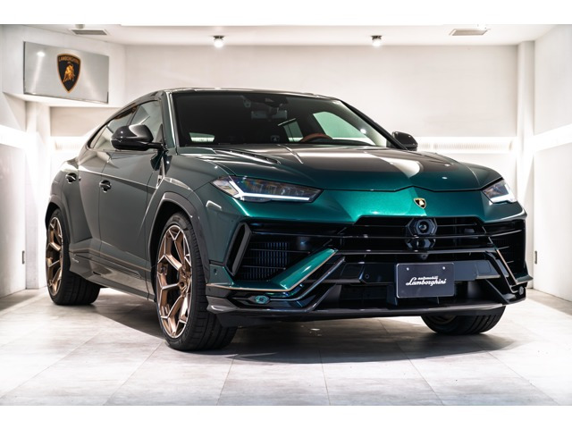 ウルスペルフォルマンテ 4WD