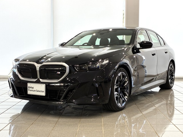 BMW i5 