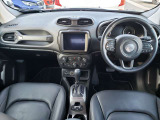 内装の綺麗なお車は気持ちがいいですし、コンディションが良いものが多いです!前のユーザーが丁寧に使っていた証拠ですね!