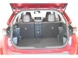 広々としたラゲージスペースを備えています。大きなものや長さのある荷物もしっかりと積み込めます。