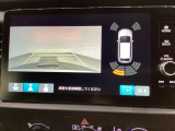 バックでの車庫入れも安心です! リアカメラが付いているバックモニター付のナビを装備しております。バンパーについているソナーや、操作線もついており距離感も画面から確認できます。