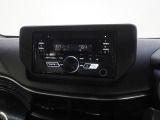 CDチューナーが装備されています。外部入力端子(AUX)つきなのでお手持ちのミュージックプレーヤー等を接続して音楽を楽しむことができます。