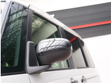 【車屋】として、長く車業界に従事した経験豊富なスタッフが多数在籍しております。