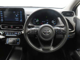 スタイリッシュなインパネ周りです!運転の際、常に目にする部分は、シックにまとめた飽きの来ないデザインが人気です!