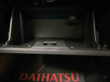 軽自動車の契約・登録には、お認印と住民票(登録名義人のみでOK)が必要です。お急ぎの方は、事前にご用意いただけましたら、納車までの流れがスムーズになります。