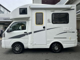 中古車は全てWeb在庫です。現車はストックヤードにて保管しており常時展示はしておりませんので、現車をご確認の場合は事前にお電話にてご連絡お願い致します。075-922-2313 定休日:毎週水曜日