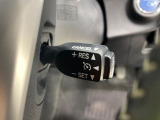 【クルーズコントロール】高速道路もラクラク走行。アクセルを離しても一定速度で走行ができ、長距離運転時の負担を軽減!加速・減速も簡単なスイッチ操作で調整できます。
