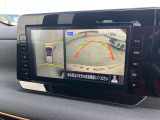 全周囲モニターで運転に自信がない方でもプロ級の腕前に。