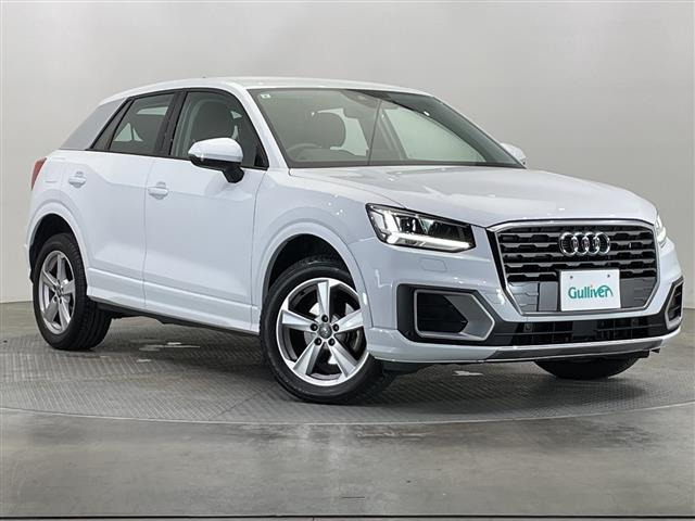 Q2 30 TFSI スポーツ 修復歴無し
