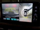 バックカメラもあるので後退時も安心です。視点も切り替えができて便利です。