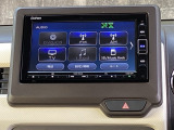 AVメニューはご覧の通り、様々なコンテンツに対応、ドライブを楽しく演出できます。詳しくはスタッフへお尋ねください